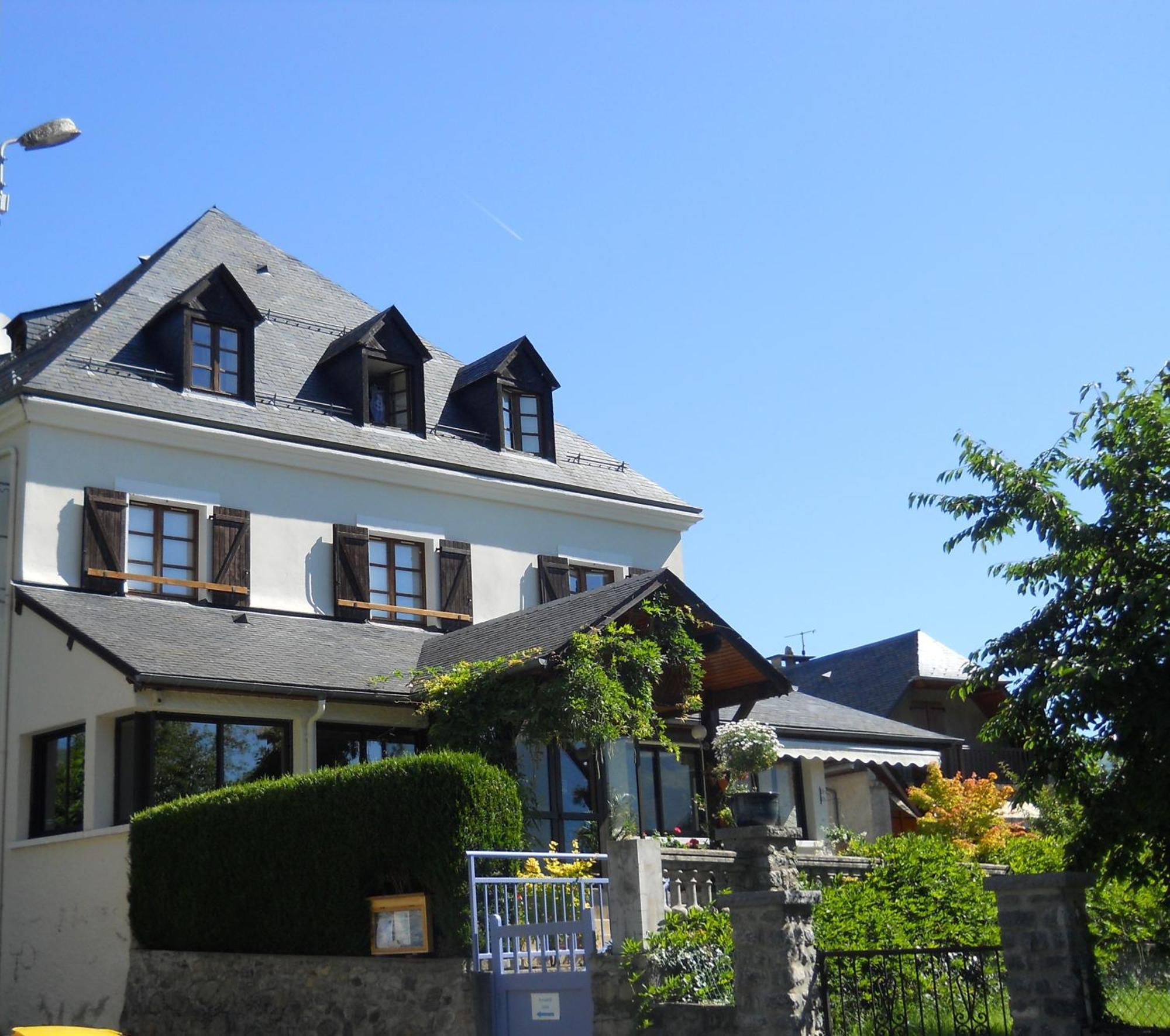 Hôtel Les Rochers Saint-Savin  Exterior foto